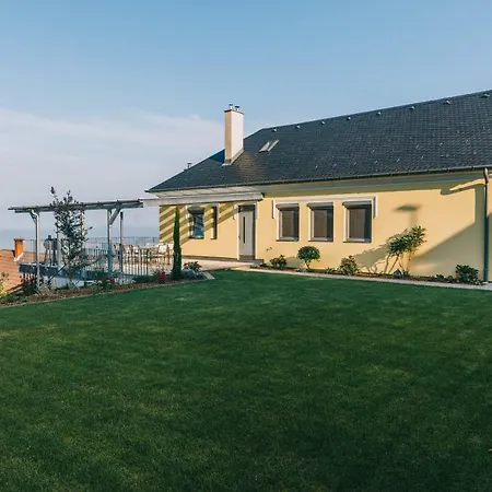 Villa Georgina Bytom